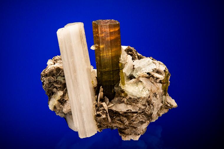 HAMBERGITE with ELBAITE (repaired)
